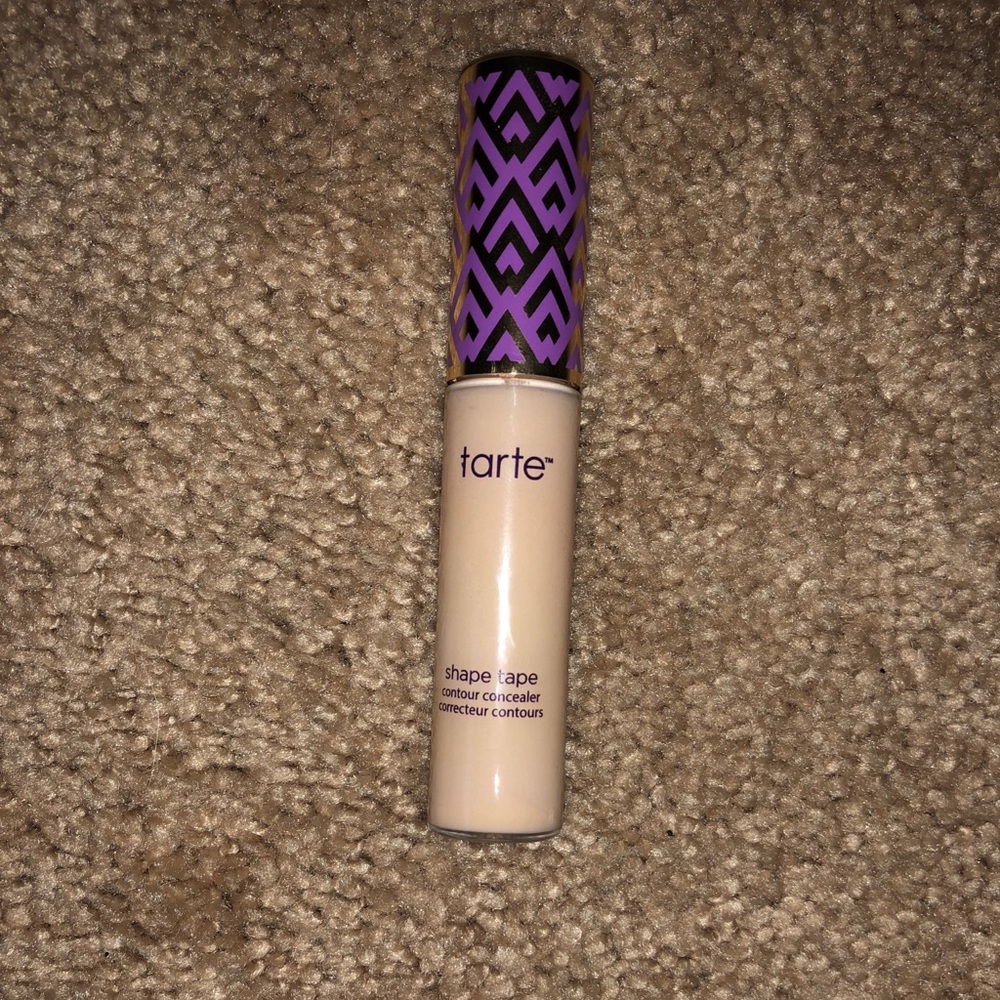 🎉 Sale!!! 🛍  Tarte Shape Tape Concealer